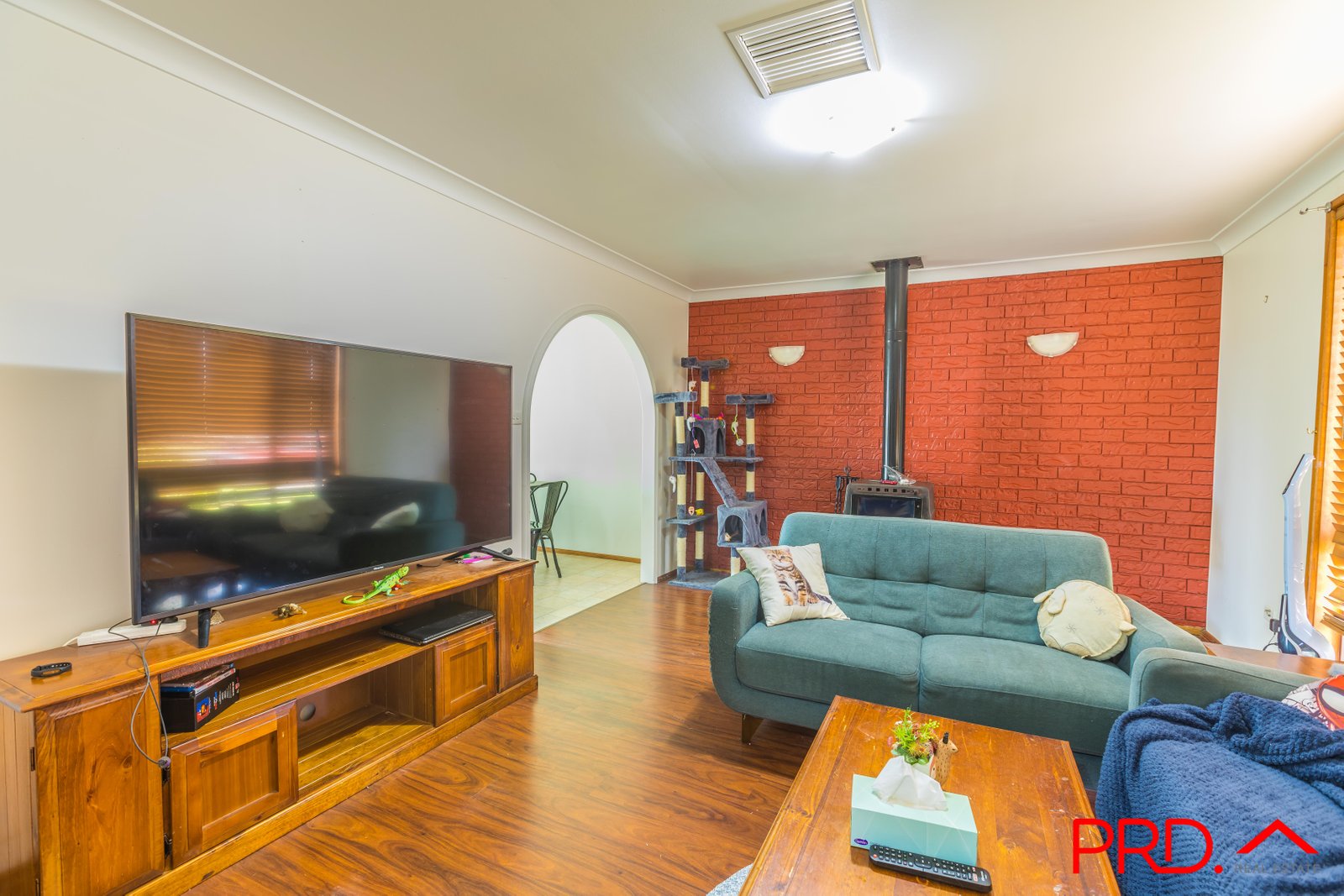 12 Melissa Avenue TAMWORTH 3