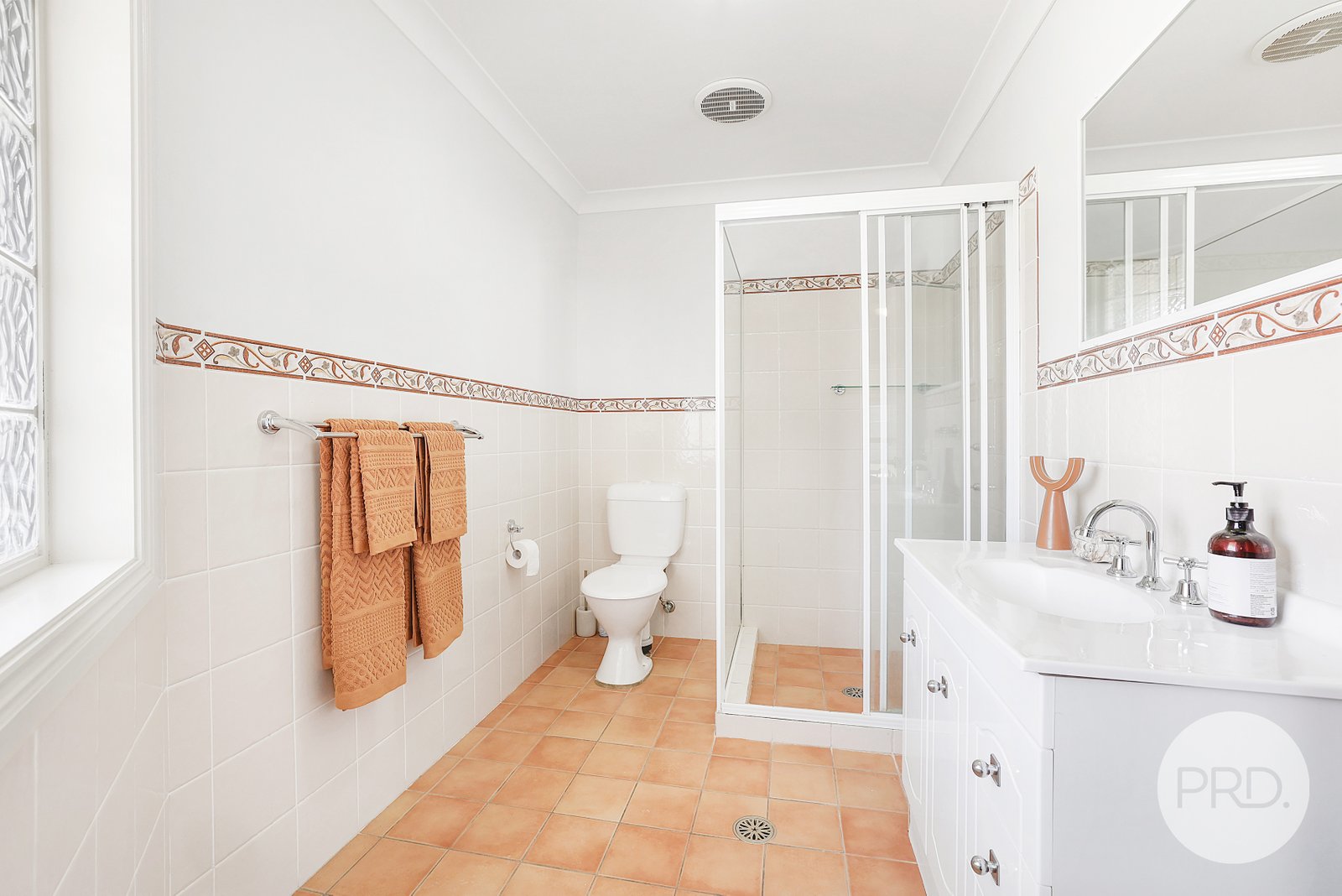 12 Merrinee Place HILLVUE 14