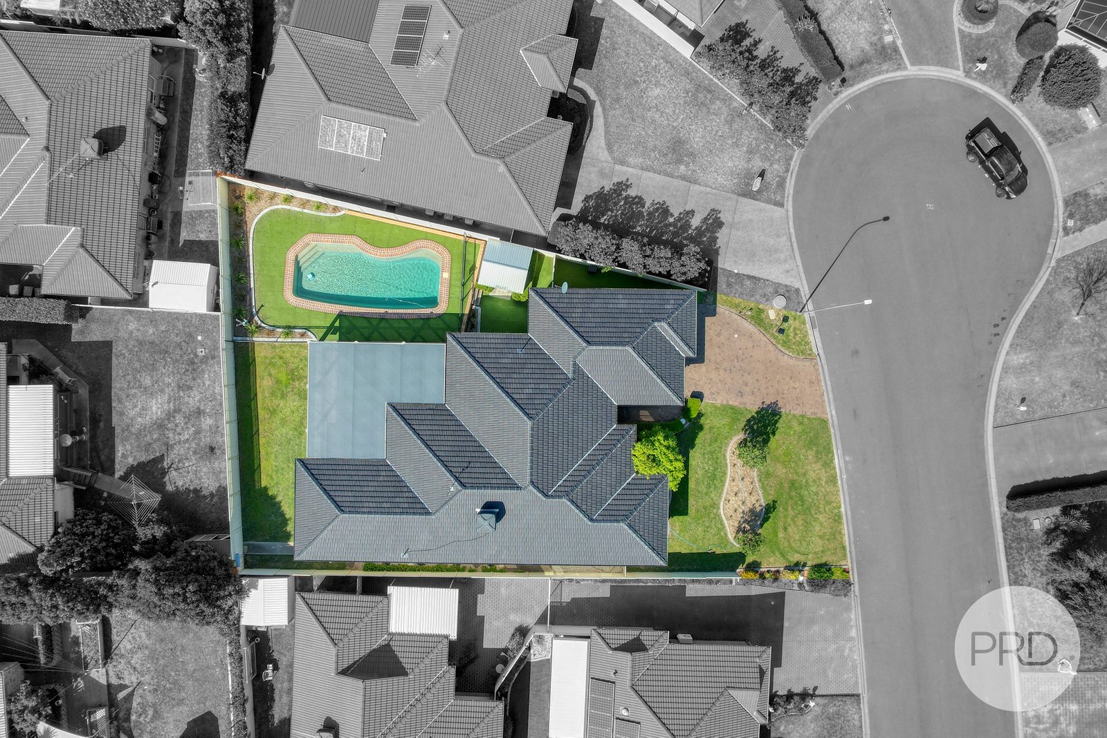 12 Merrinee Place HILLVUE 26