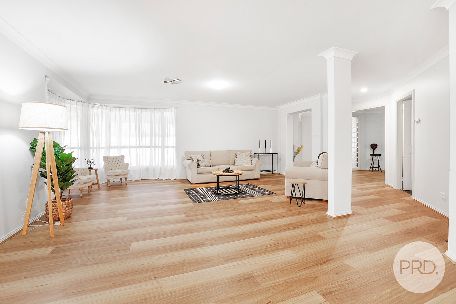 12 Merrinee Place TAMWORTH 5