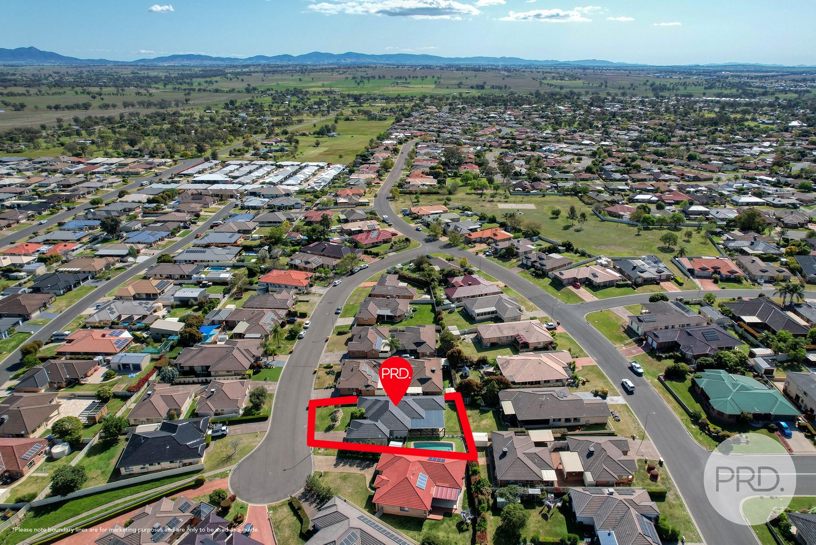 12 Merrinee Place TAMWORTH 29