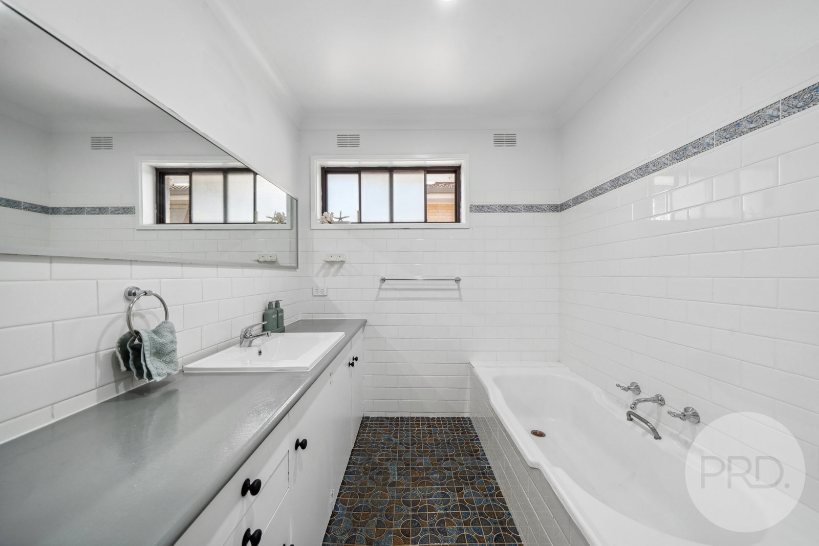 12 Mimosa Drive MOUNT AUSTIN 12