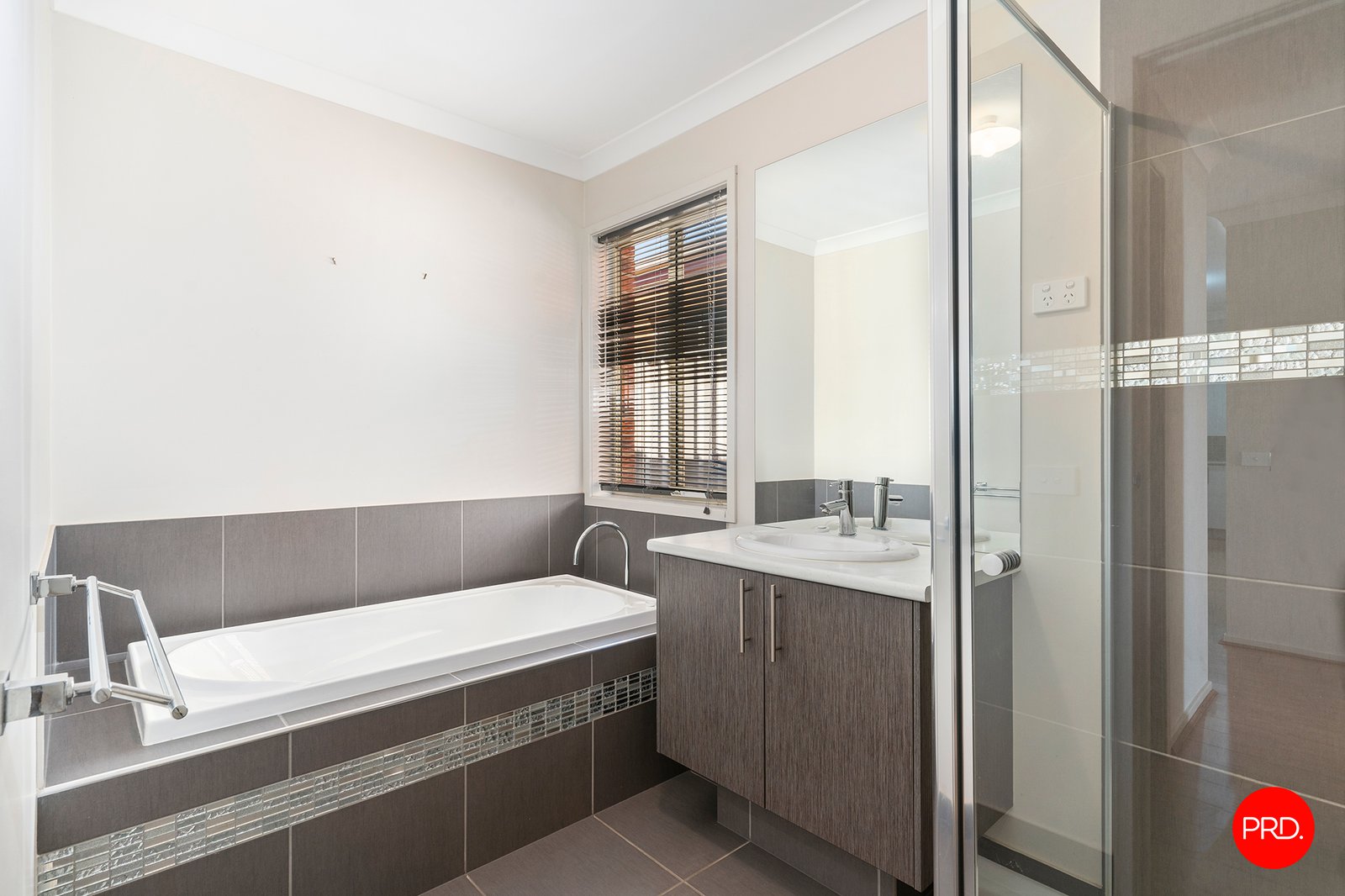 12 Miners Rest KANGAROO FLAT 11