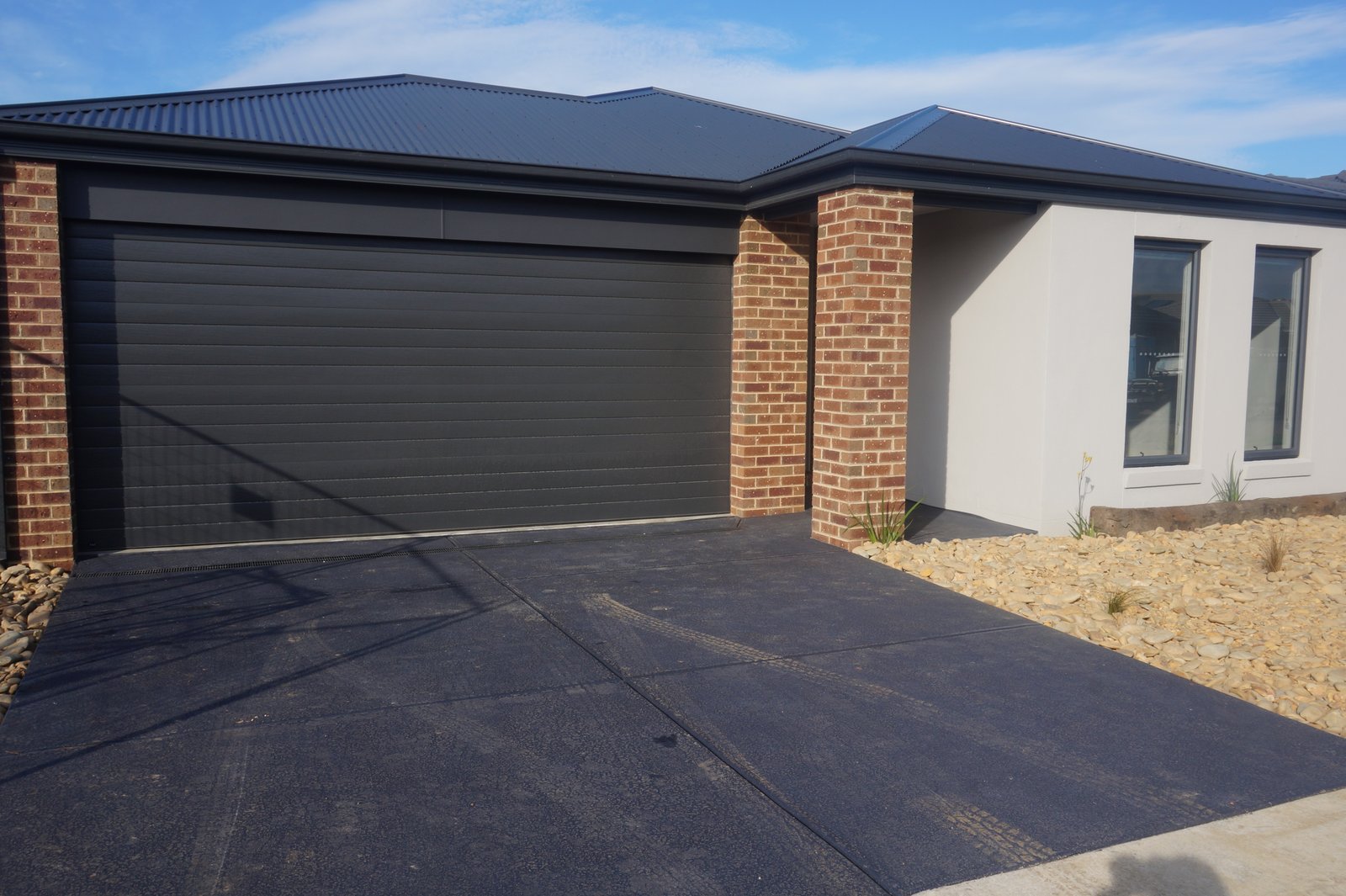 Gallery: 12 Momentum Drive