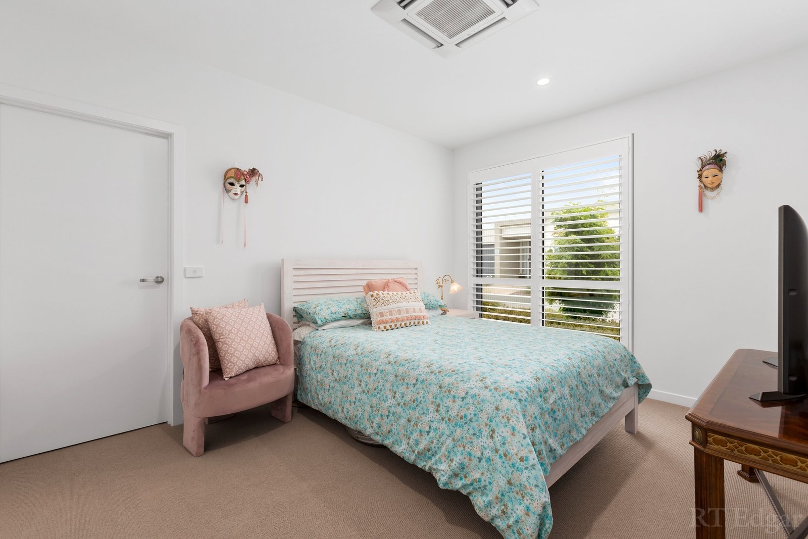 Real Estate and Property in 12 Monterey Close, Point Lonsdale, VIC