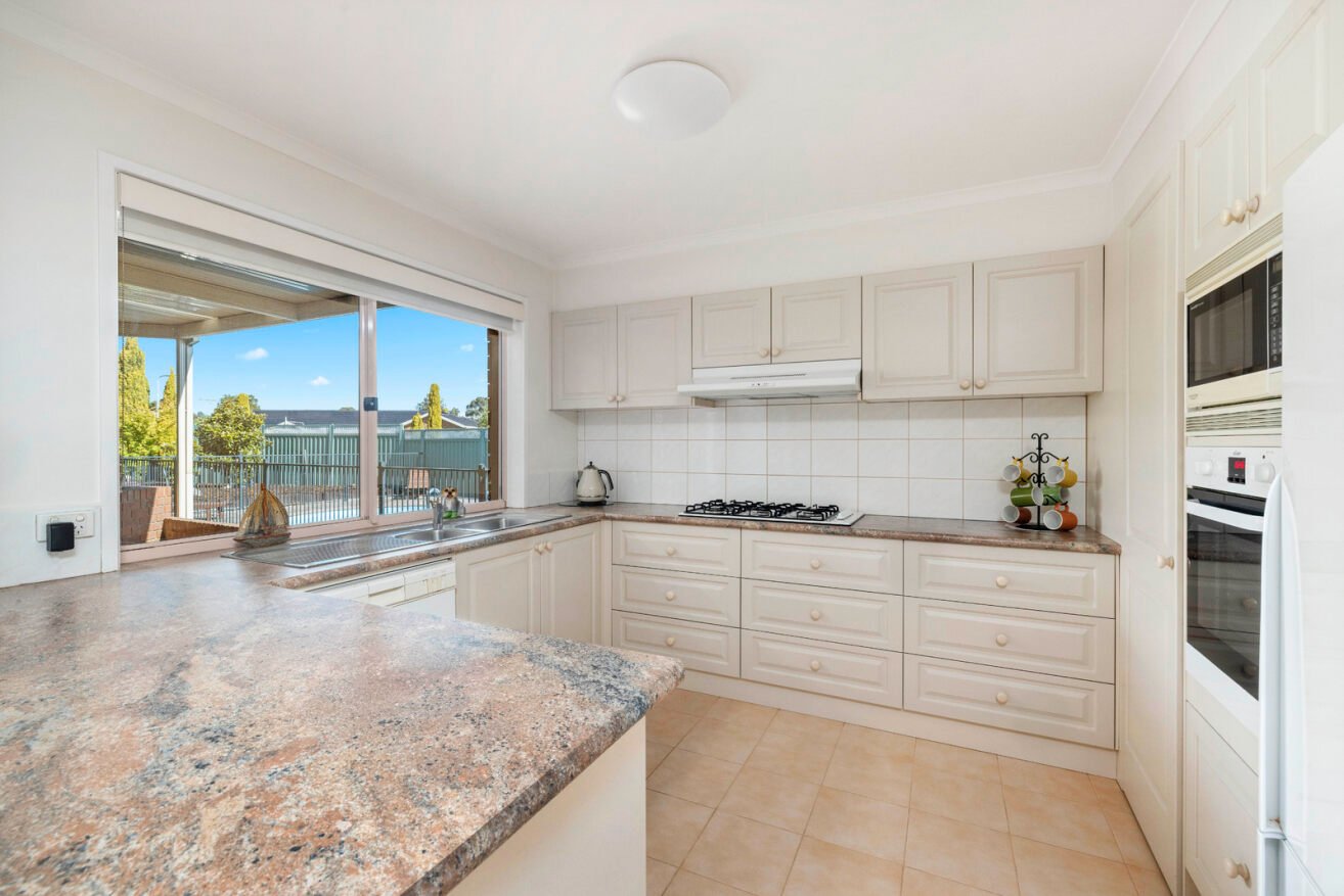 12 Moorhead Avenue, Mornington, 3931