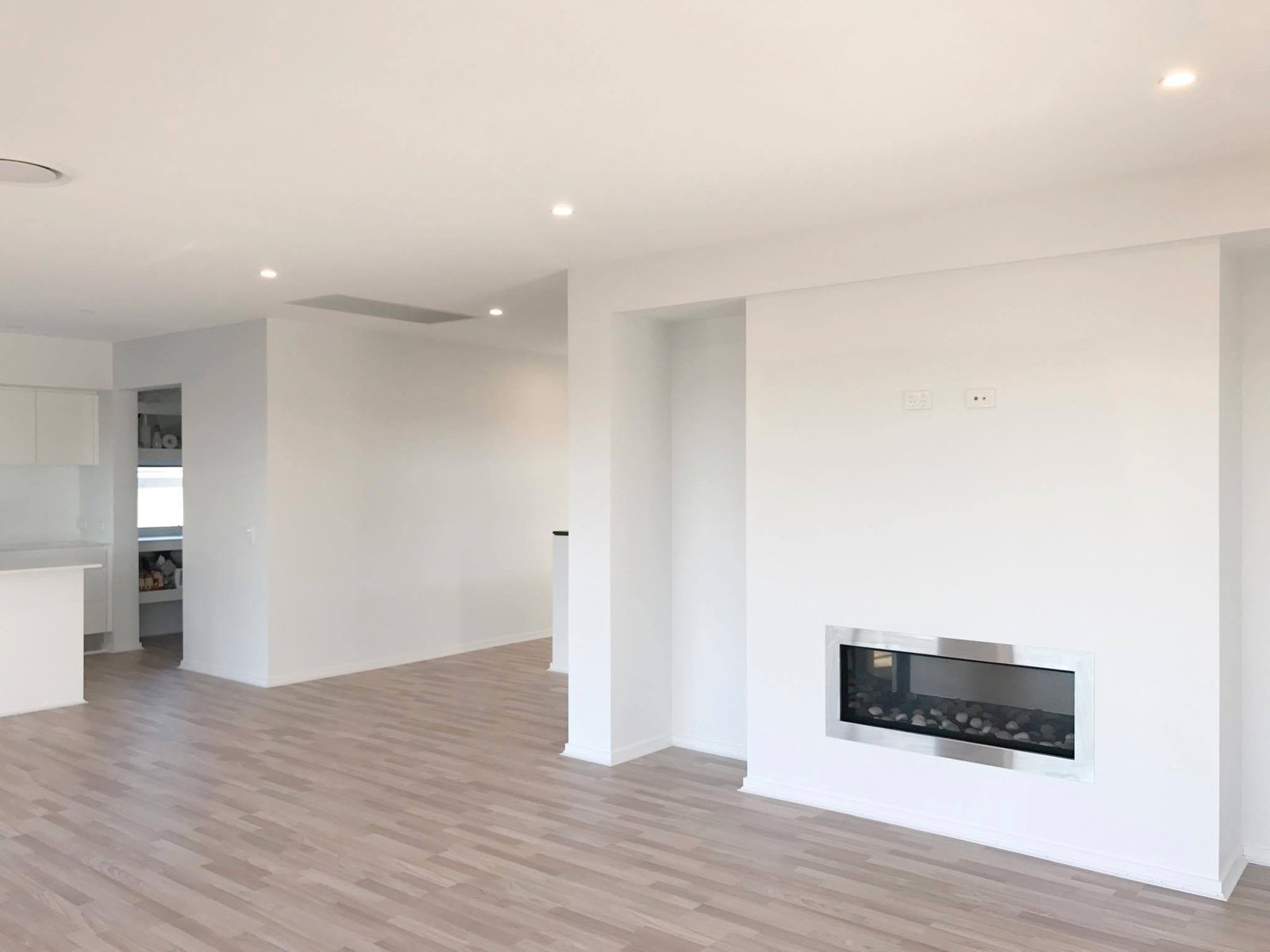 12 Mooring Avenue CORLETTE 4