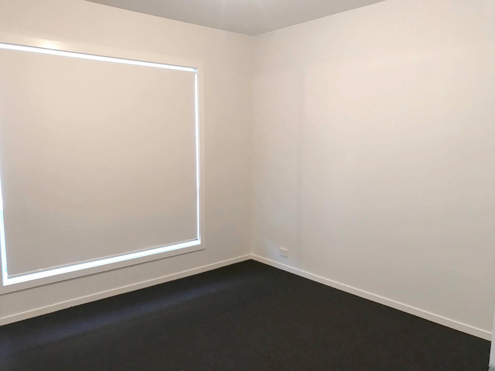 12 Mooring Avenue CORLETTE 11