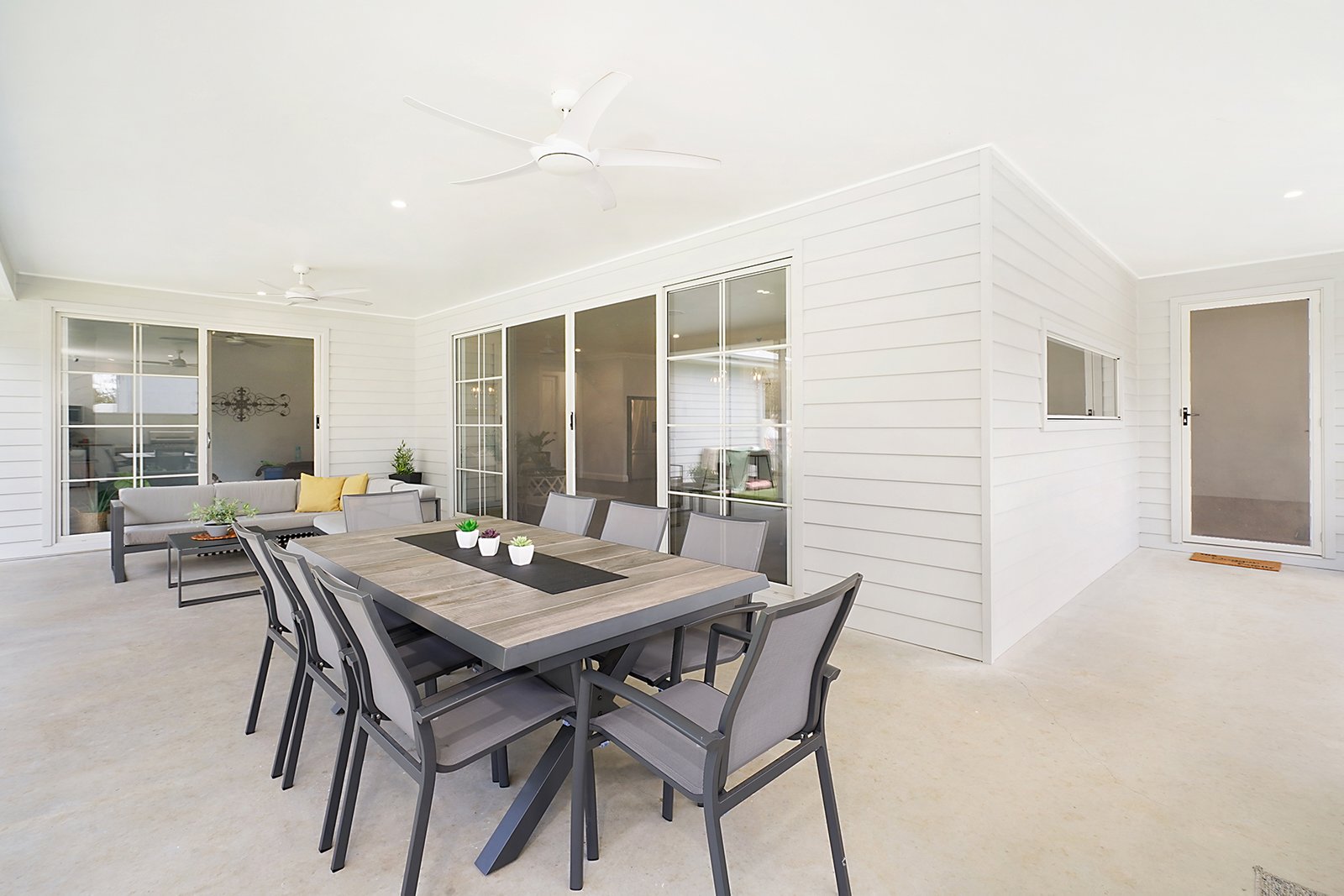 12 Moran Parkway NORTH ROTHBURY 21