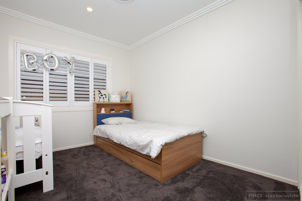 12 Mountain Street CHISHOLM 12