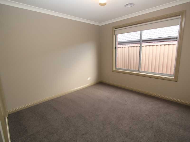 12 Muller Court MOUNT CLEAR 7