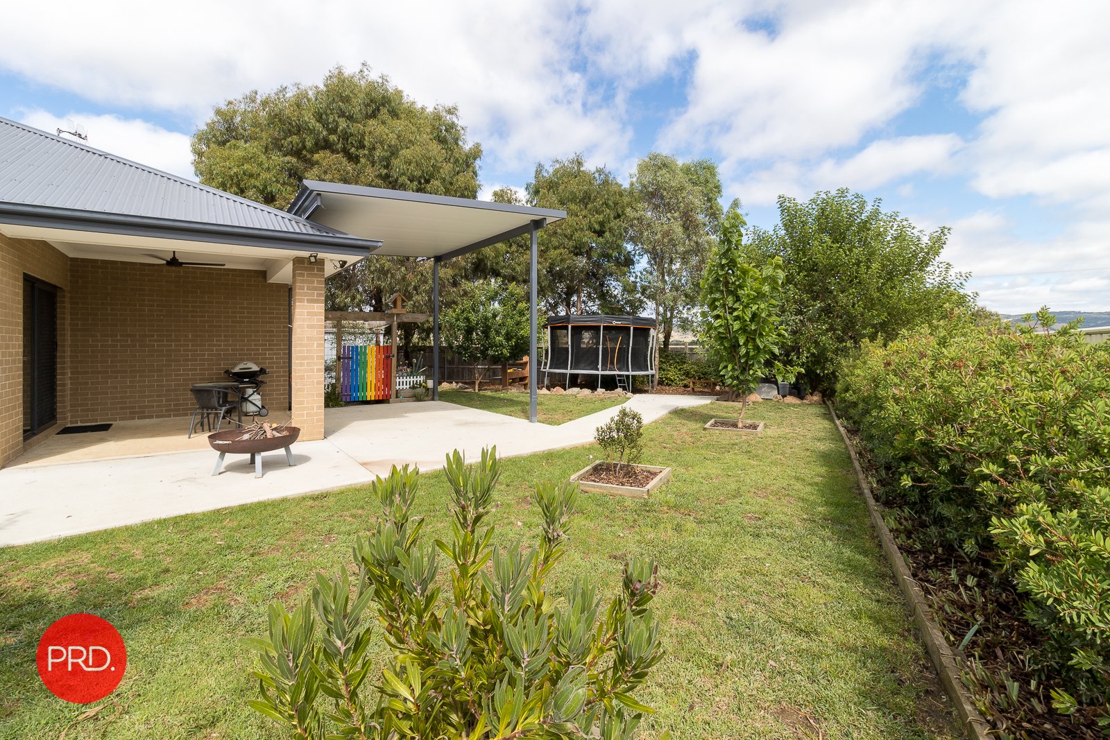 12 Murray Grey Pl  BUNGENDORE 15