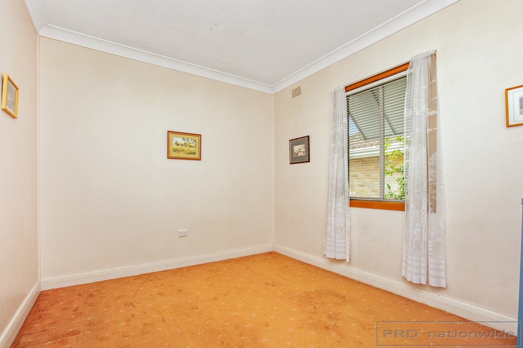 12 Murray Street EAST MAITLAND 9