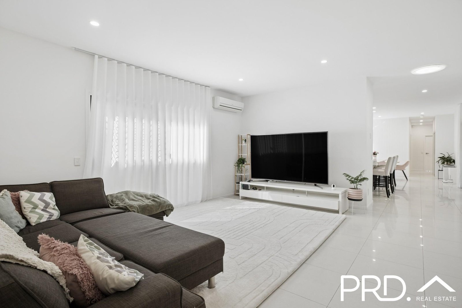 12 Murrayfield Place MERRIMAC 9