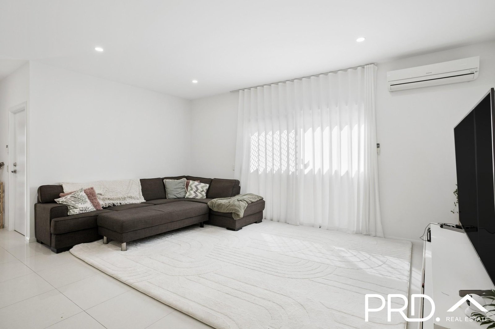 12 Murrayfield Place MERRIMAC 10