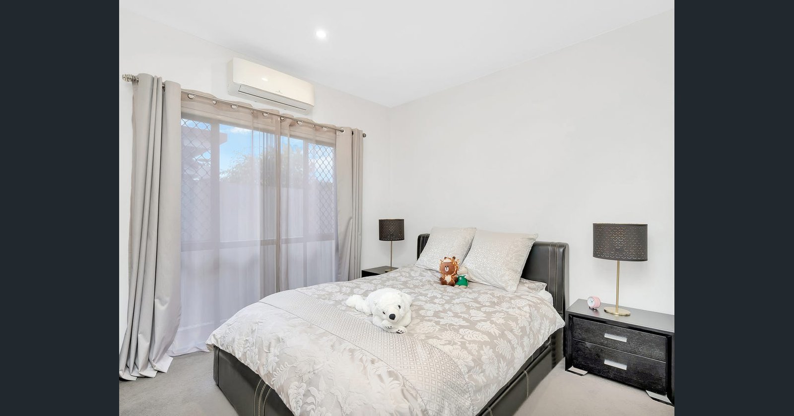 12 Murrayfield Place MERRIMAC 9