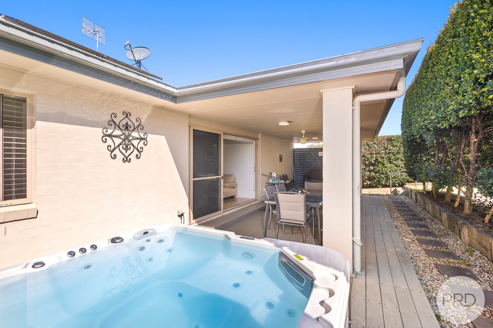 12 Nandu Boulevard CORLETTE 19