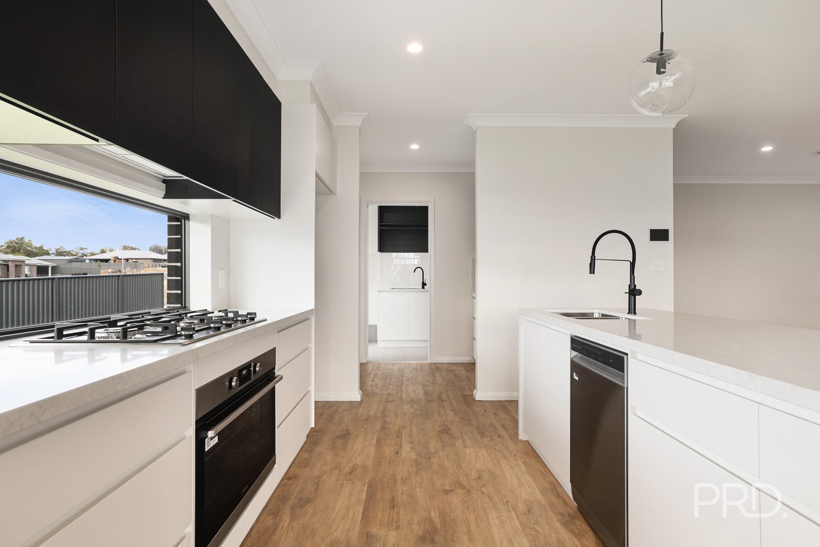 12 Nankeen Avenue MOORE CREEK 14