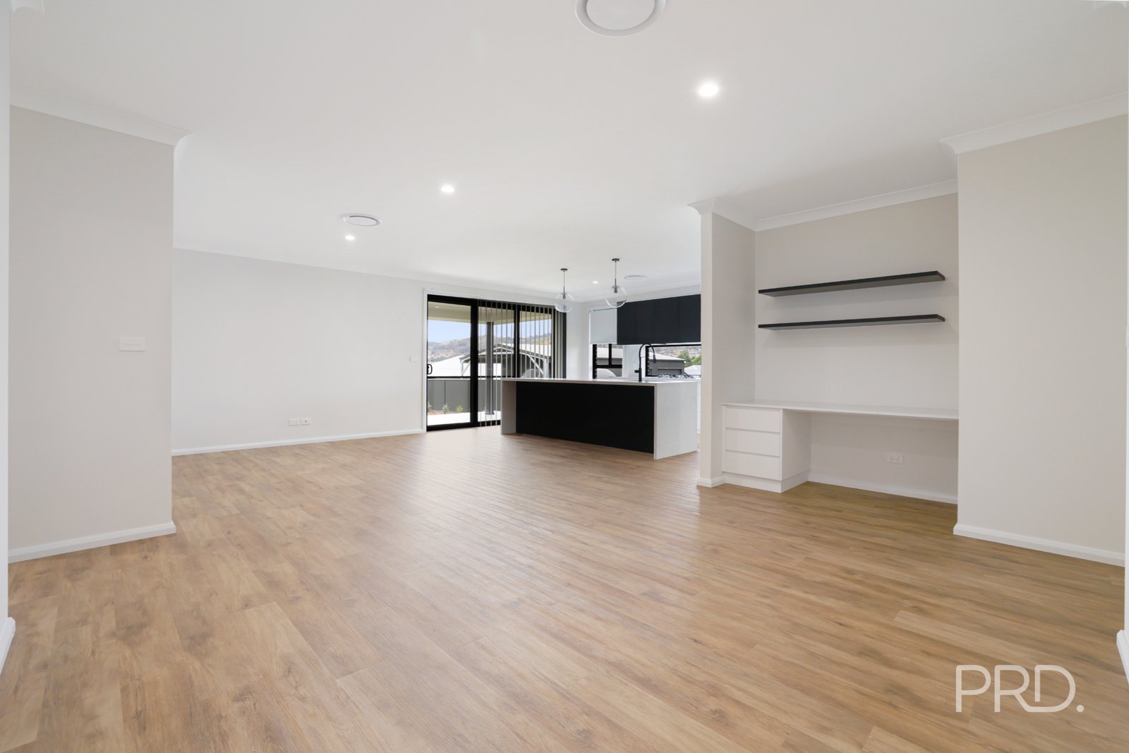 12 Nankeen Avenue MOORE CREEK 18