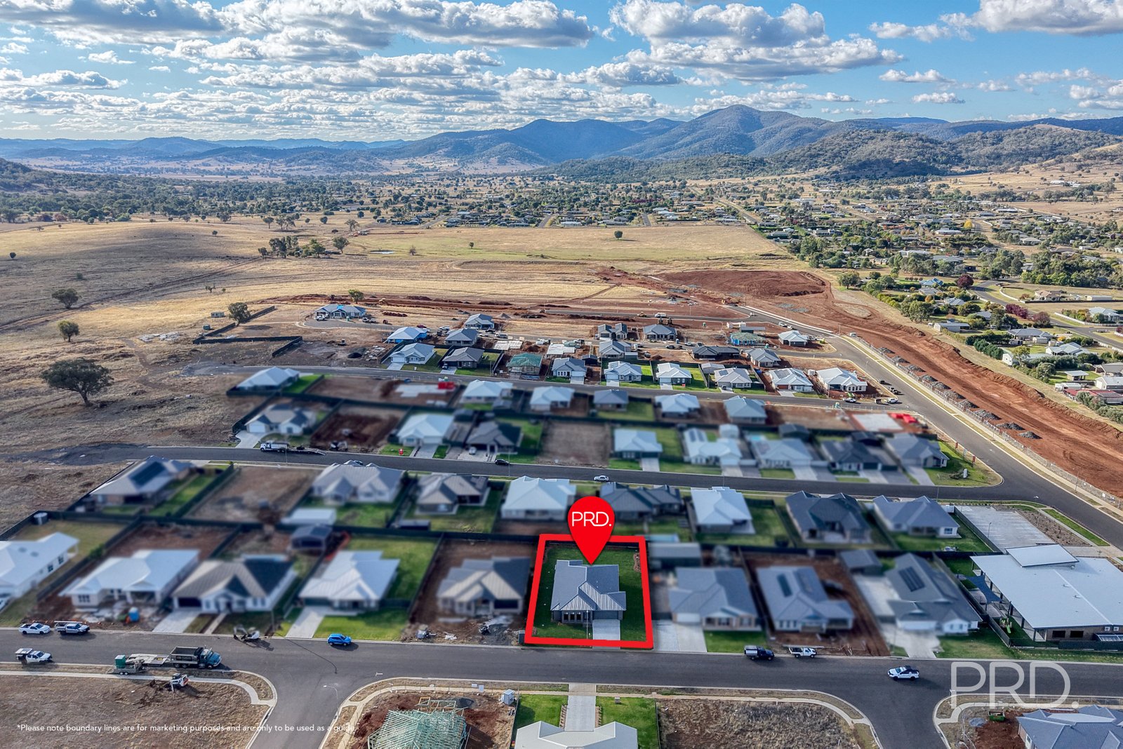 12 Nankeen Avenue MOORE CREEK 33