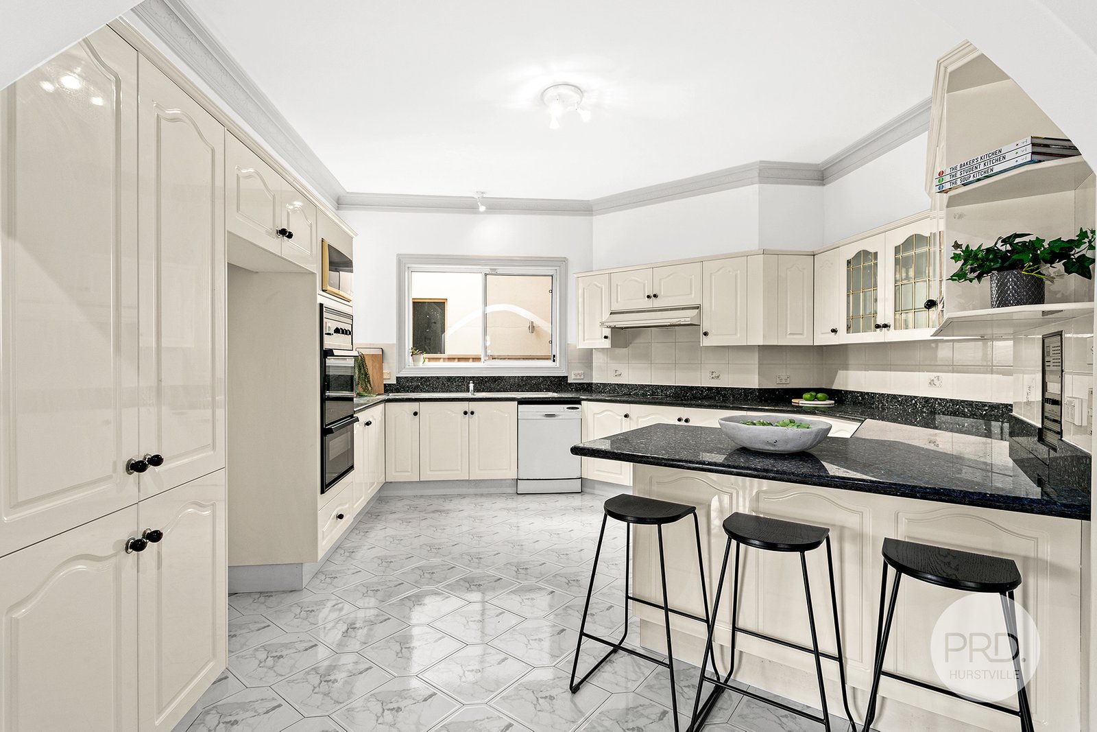 12 Nellella Street BLAKEHURST 4