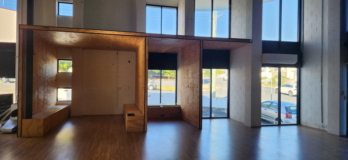 1/2 Newcastle Street Burleigh Heads 13