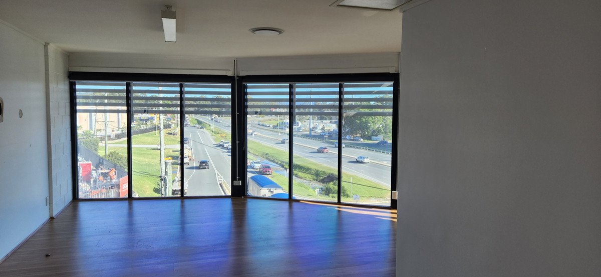 1/2 Newcastle Street Burleigh Heads 19