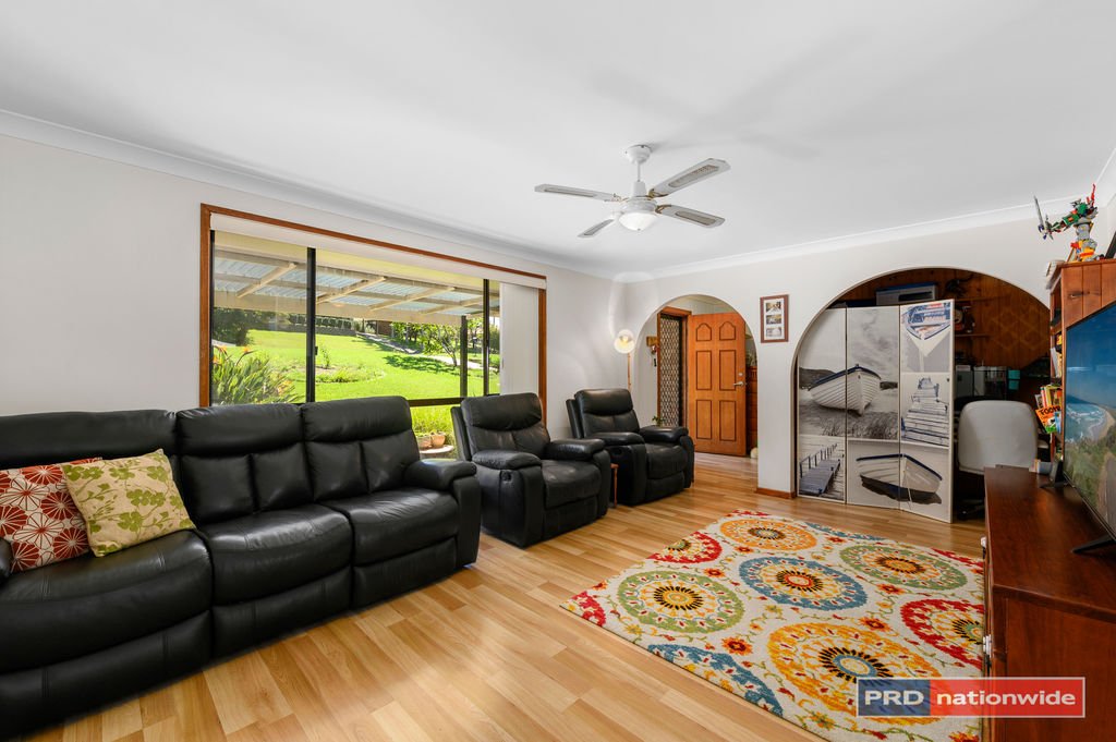 12 Newport Crescent BOAMBEE EAST 8