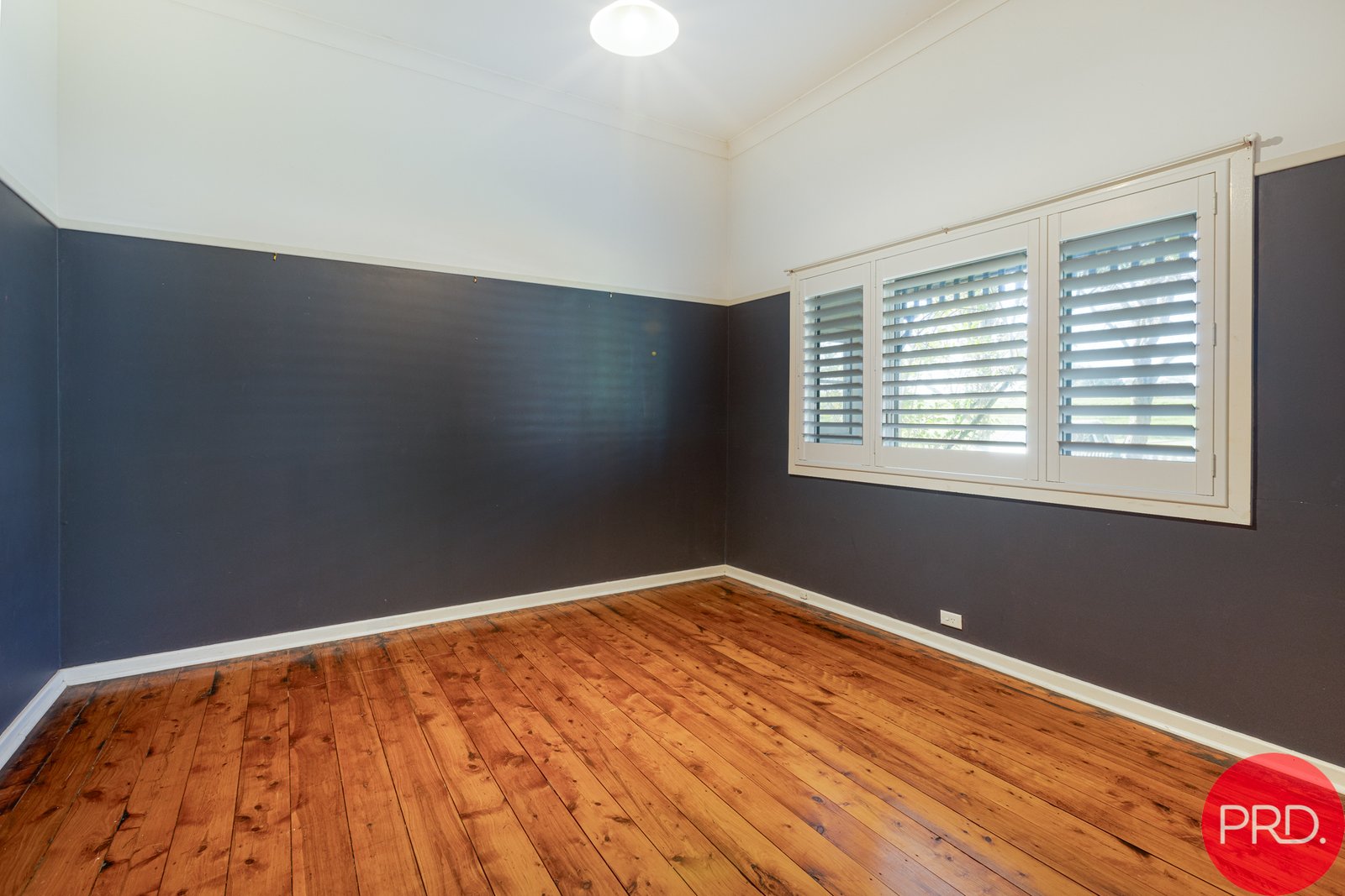 12 Nichols Street LORN 6