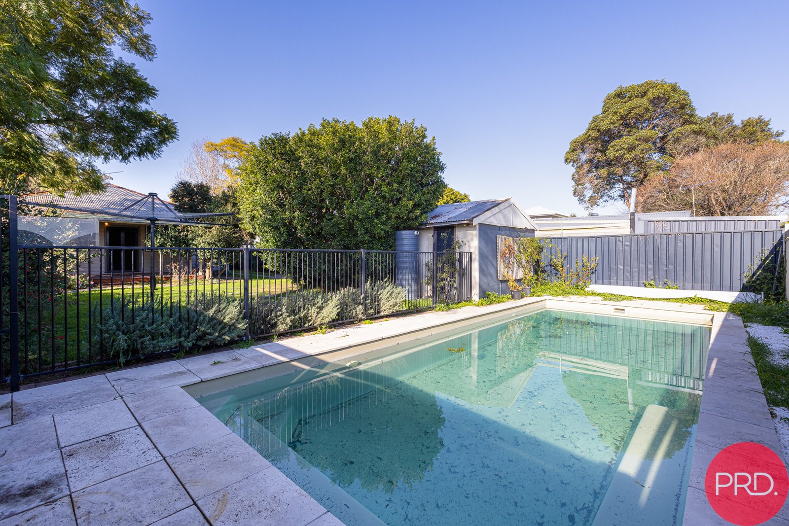 12 Nichols Street LORN 10