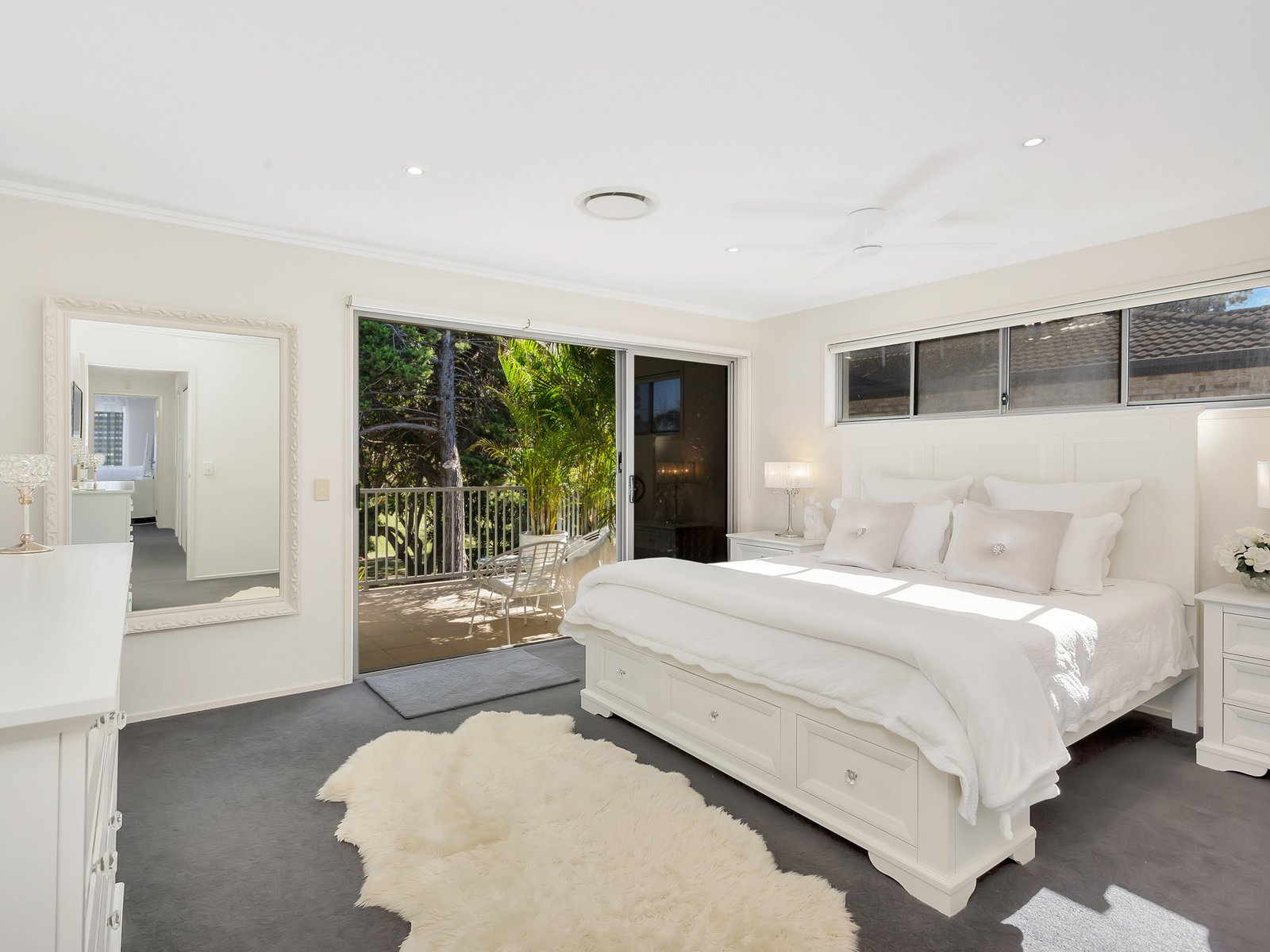 12 Nobby Parade MIAMI 6