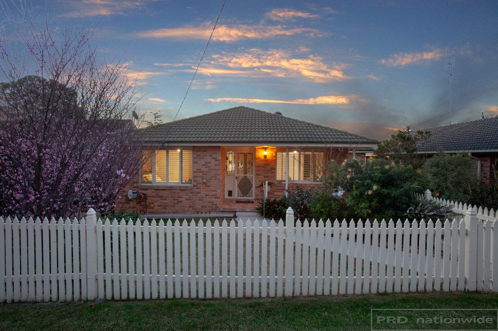 12 Northcott Avenue EAST MAITLAND 3
