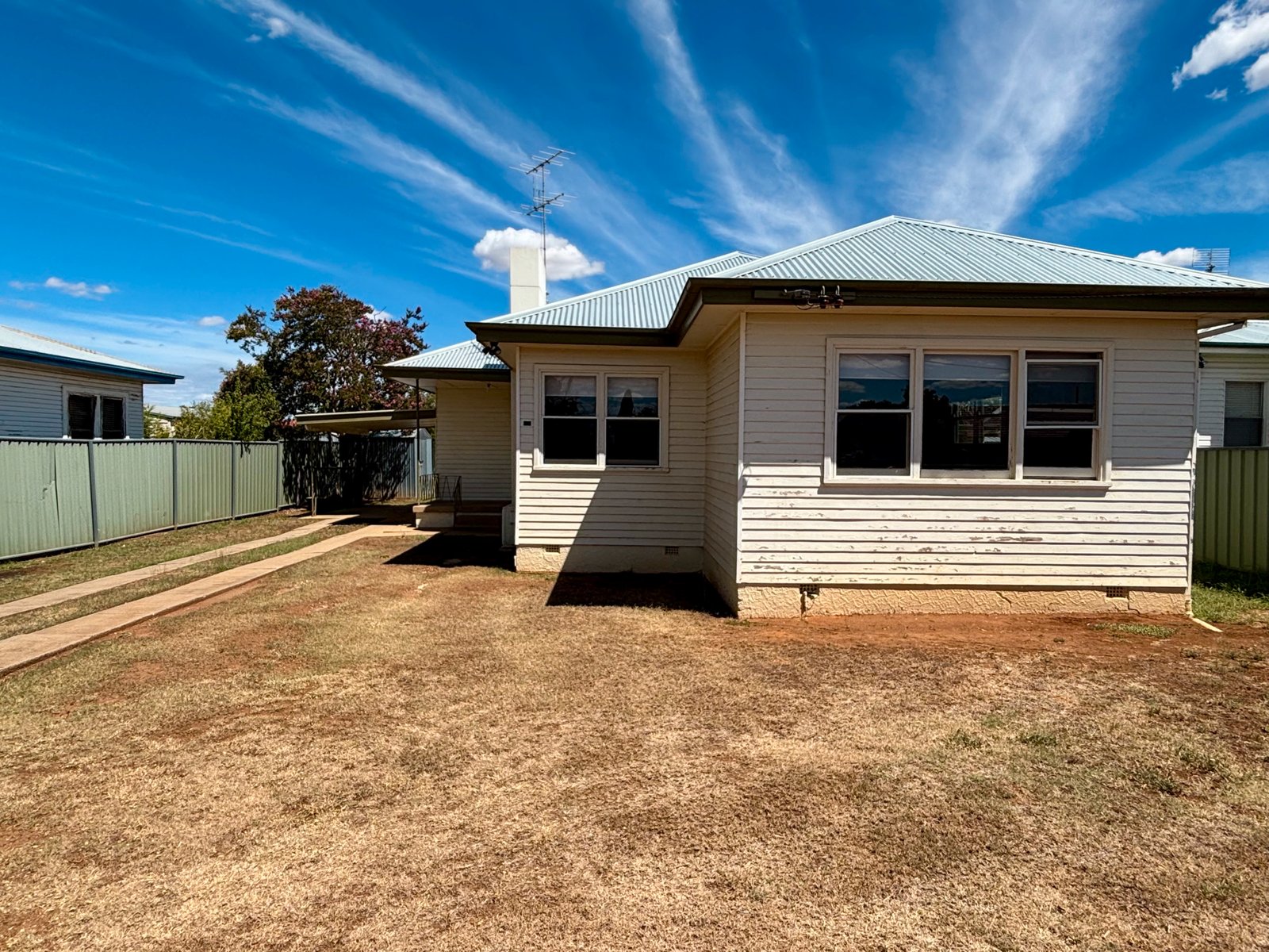 12 Northview Street TAMWORTH 1