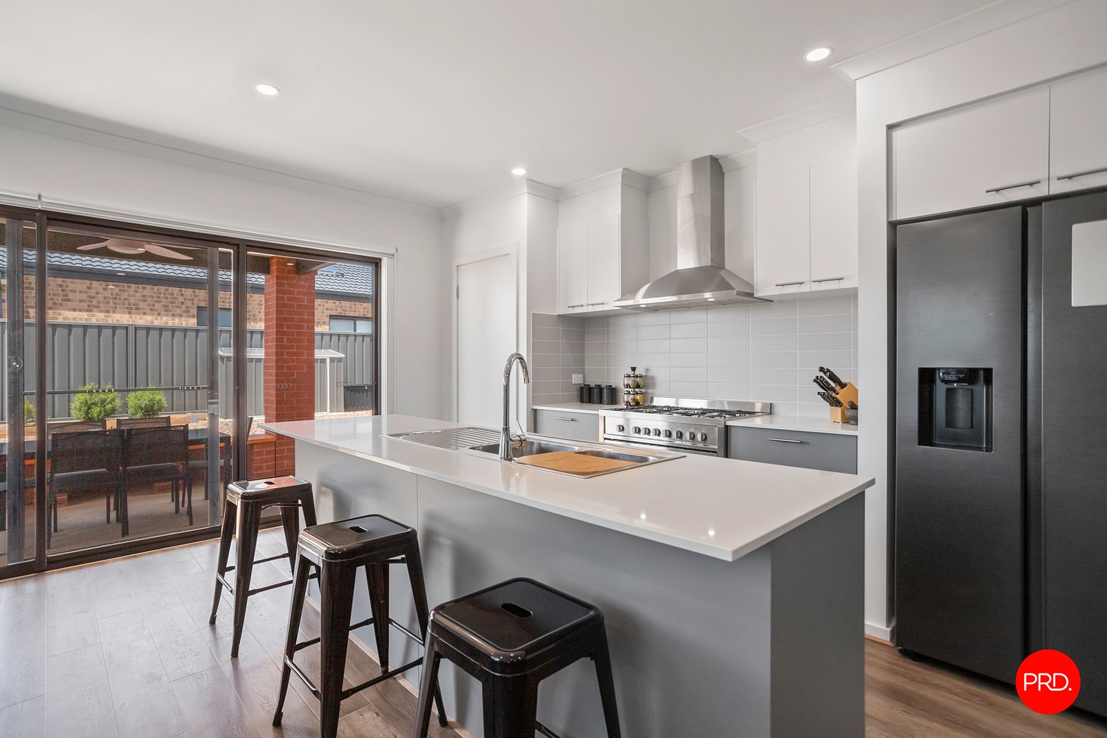 12 Oakwood Avenue JACKASS FLAT 6