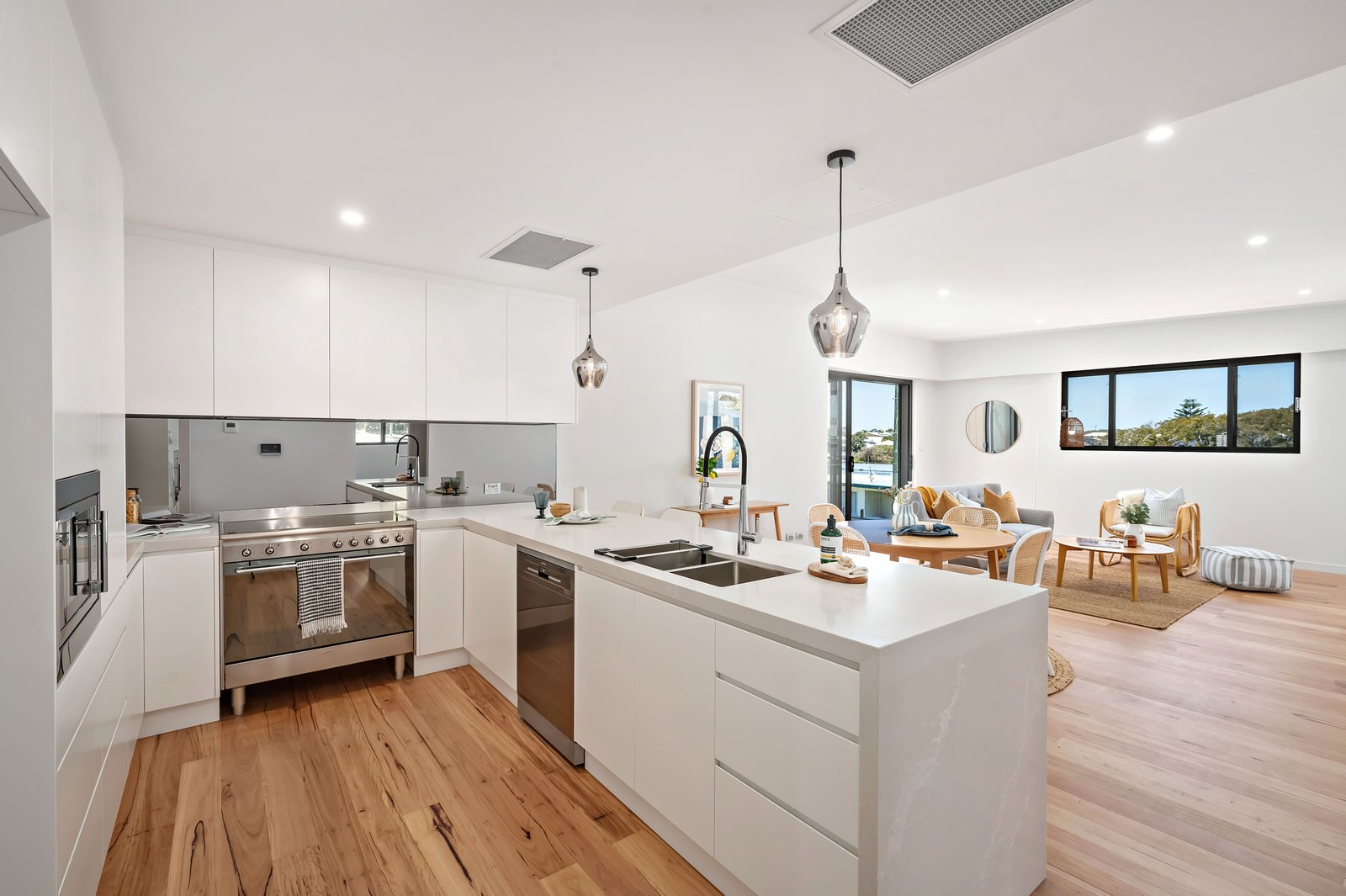 1/2 Ocean Parade BOAT HARBOUR 1