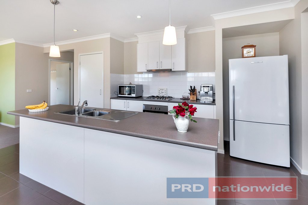 12 Orbost Drive MINERS REST 2