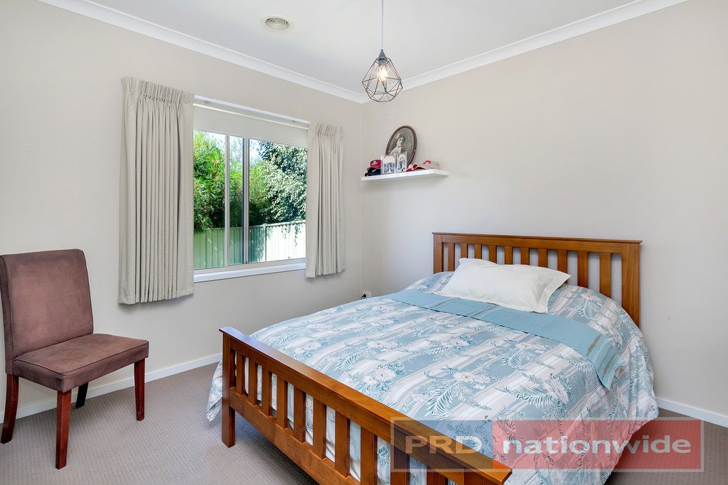12 Orbost Drive MINERS REST 5