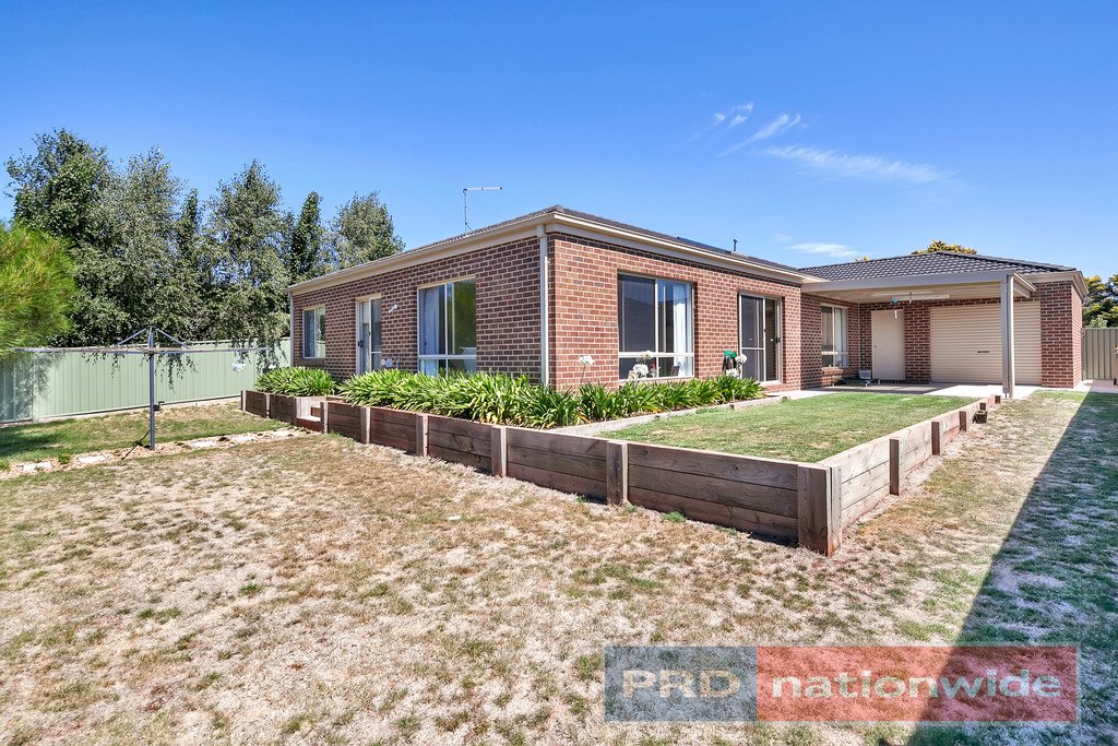 12 Orbost Drive MINERS REST 8