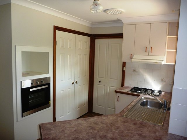 12 Otama Street GLENFIELD PARK 3