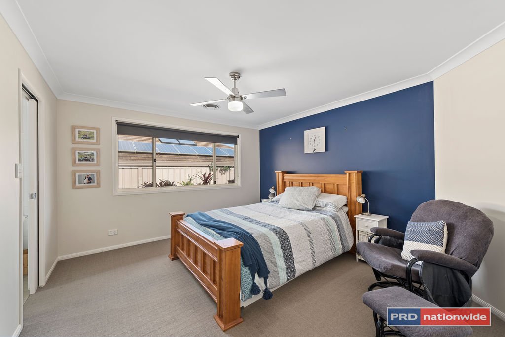 12 Paddymelon Circuit BONVILLE 9