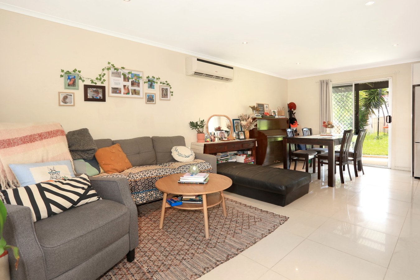 12 Panache Street MOLENDINAR 4