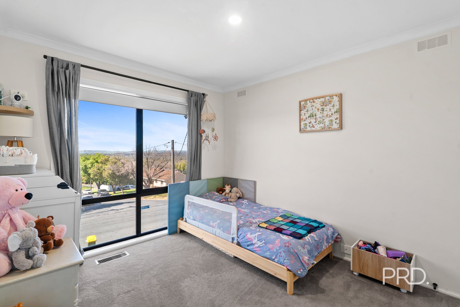 12 Panorama Street KOORINGAL 8