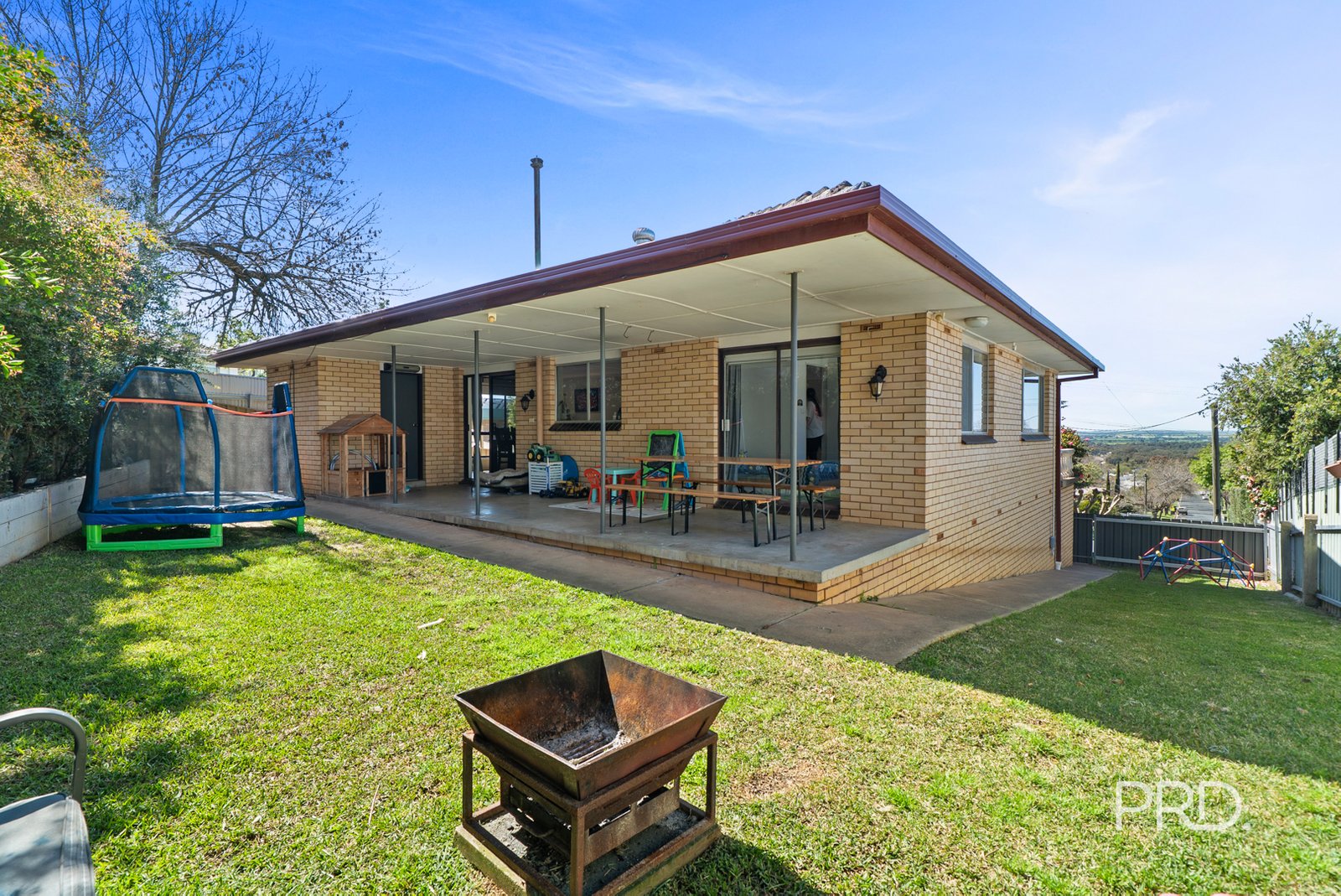 12 Panorama Street KOORINGAL 16