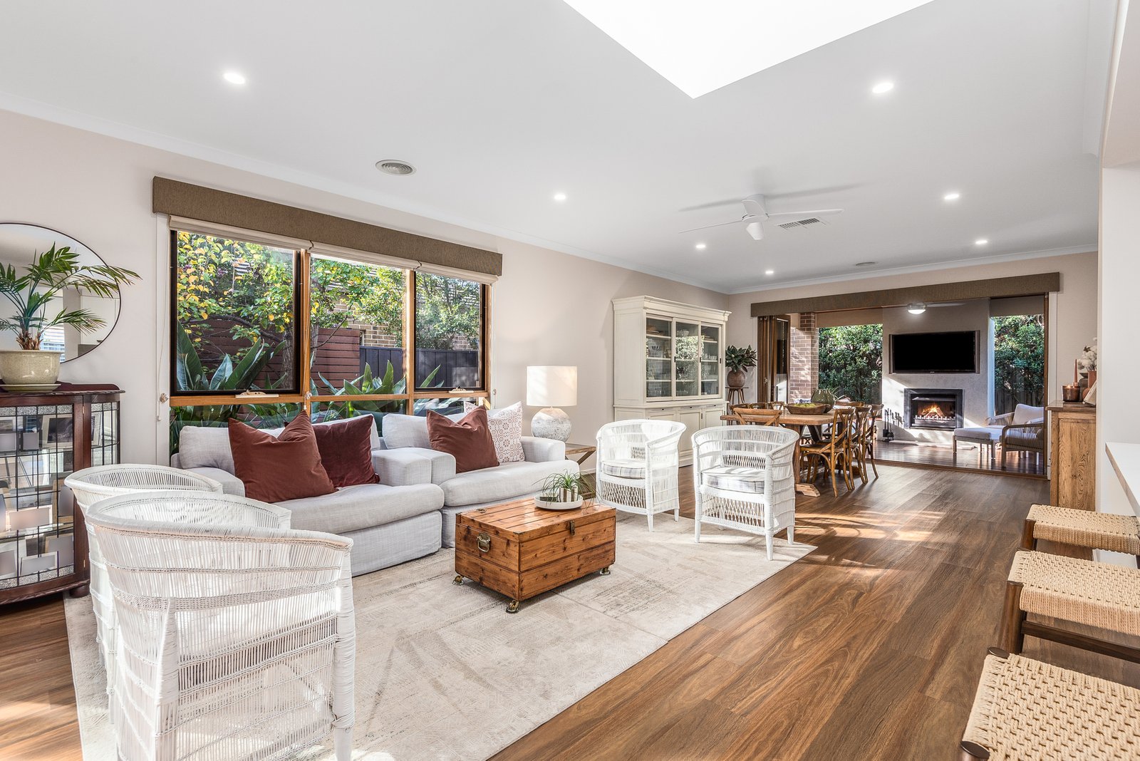 Gallery: 12 Paraffin Drive