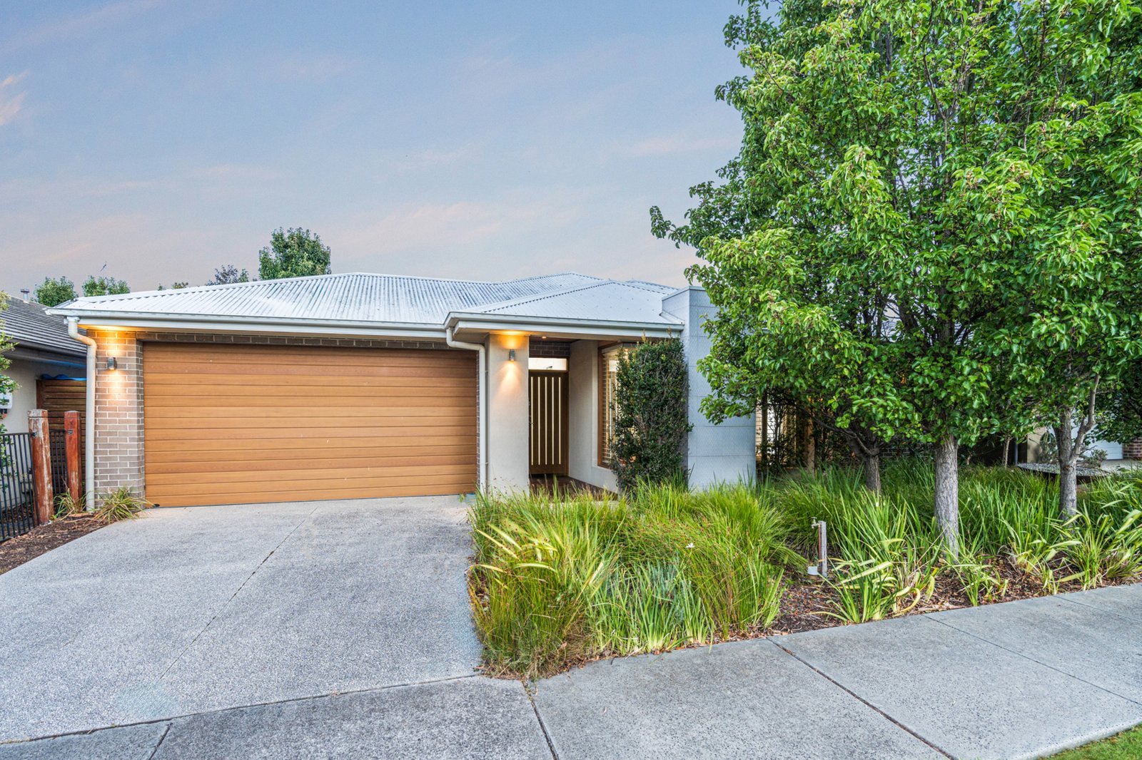 Gallery: 12 Paraffin Drive