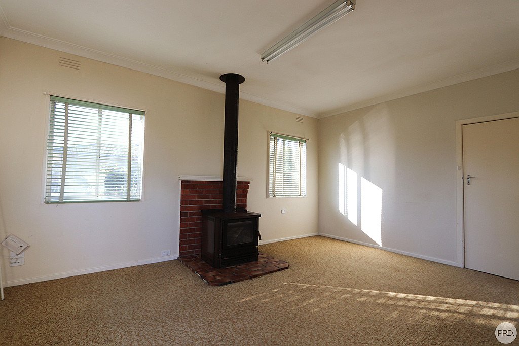 12 Park St  TUMBARUMBA 3