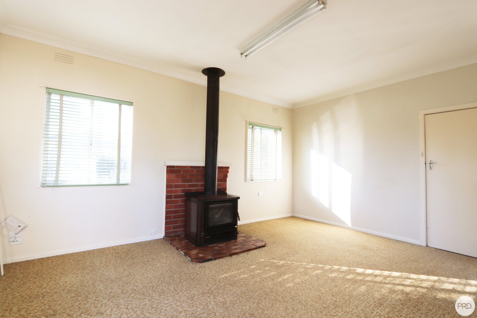 12 Park St  TUMBARUMBA 4
