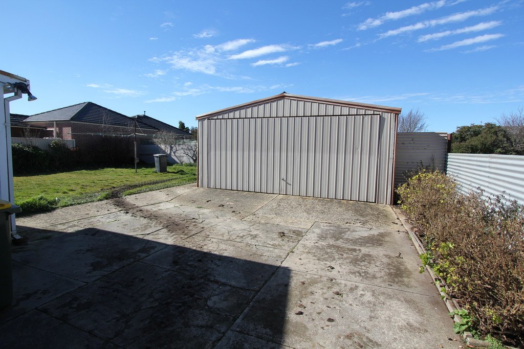 12 Park Street WENDOUREE 9