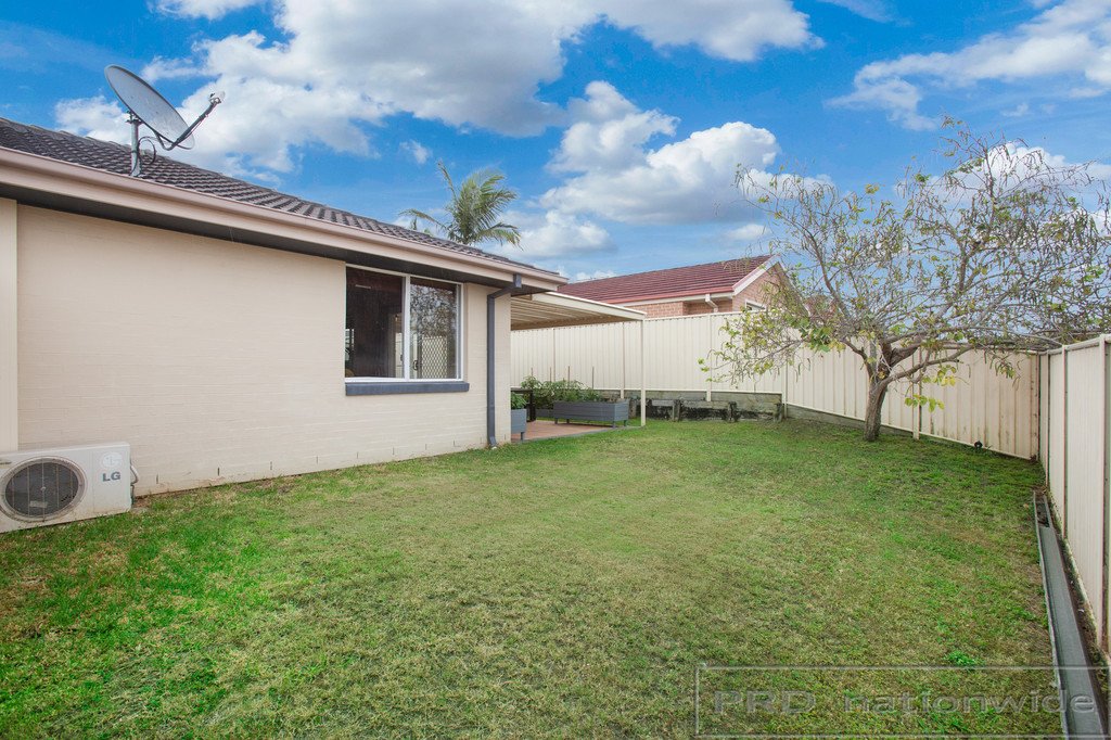 12 Parkside Crescent THORNTON 16