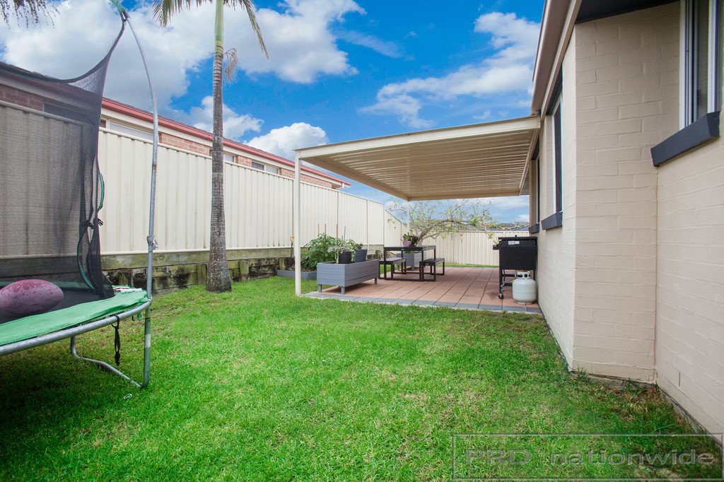 12 Parkside Crescent THORNTON 20